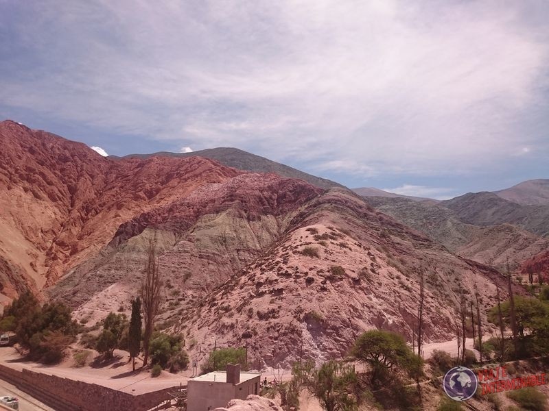 Cerro de los siete colores desde ciudad