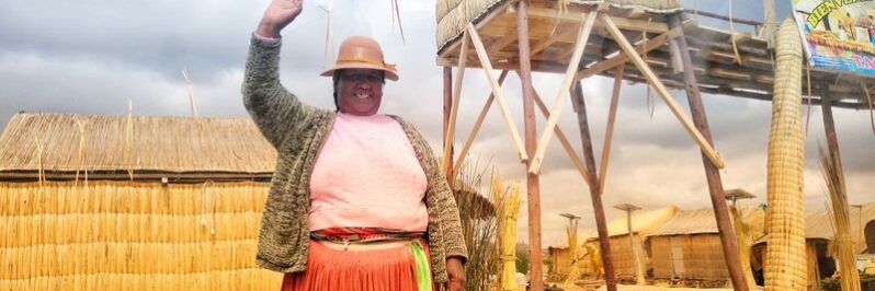 Isla Uros Cholita Isla Uros Cholita