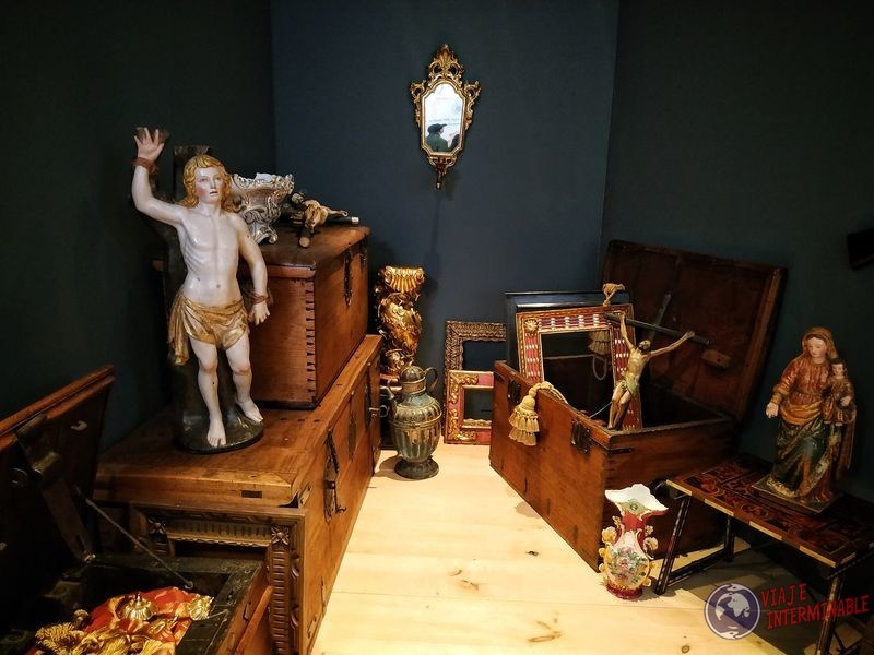 Museo colonial figuras religiosas