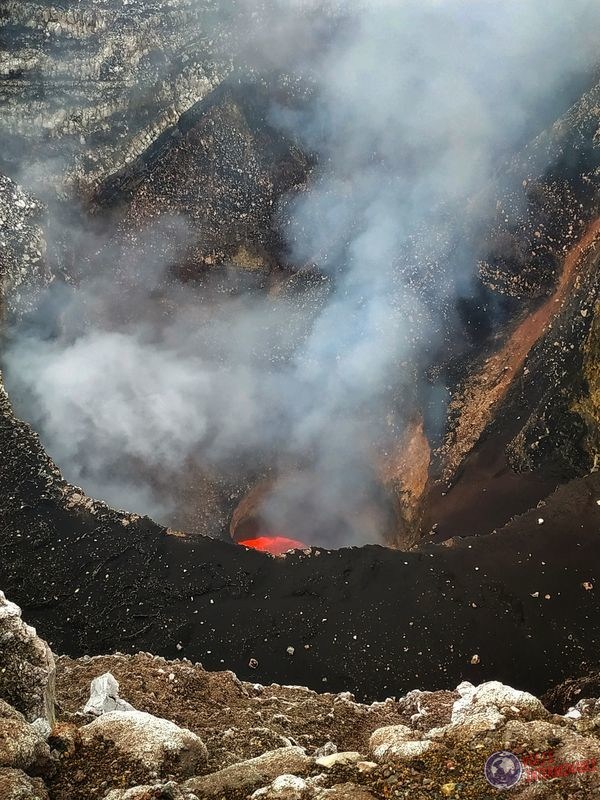 Volcan Masaya lava