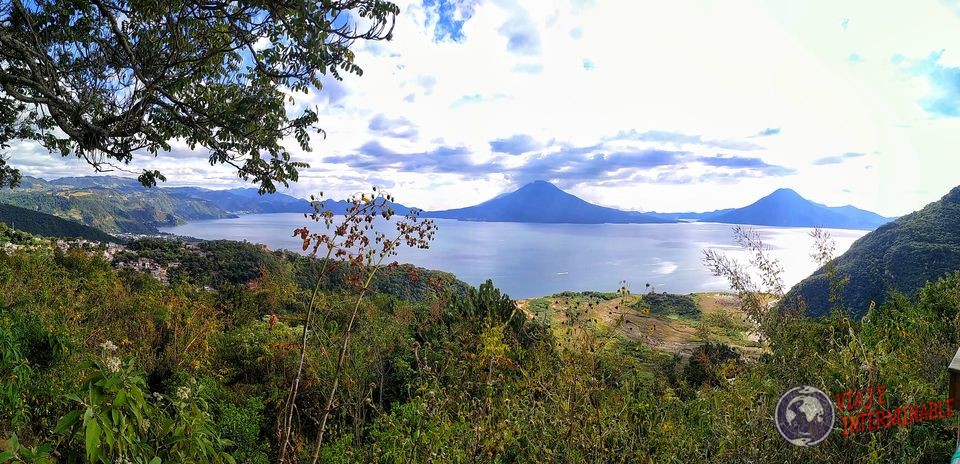 volcanes Lago Atitlán Panorámica Guatemala