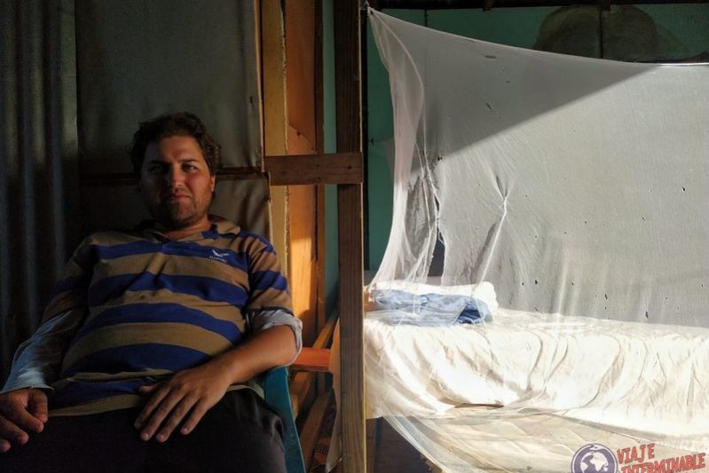 Ghetto Barrio Neighborhood Belice Ciudad Belize City Mochilero Uruguayo Uruguayan Backpacker