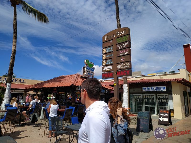 Carteles en ingles Cabo San Lucas Baja California Mexico